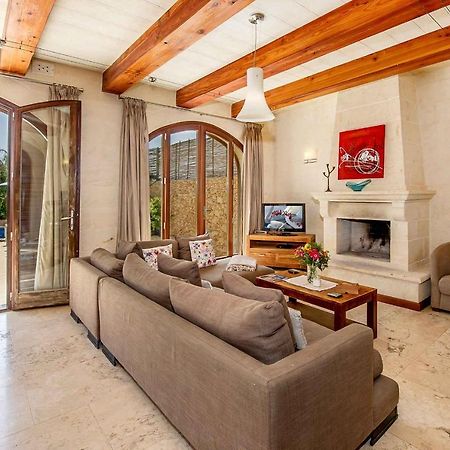 The Almonds Luxury Villa San Lawrenz Exteriör bild